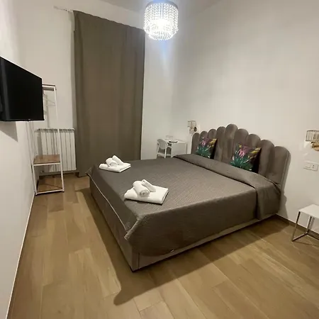 בית הארחה Domus Iulius רומא